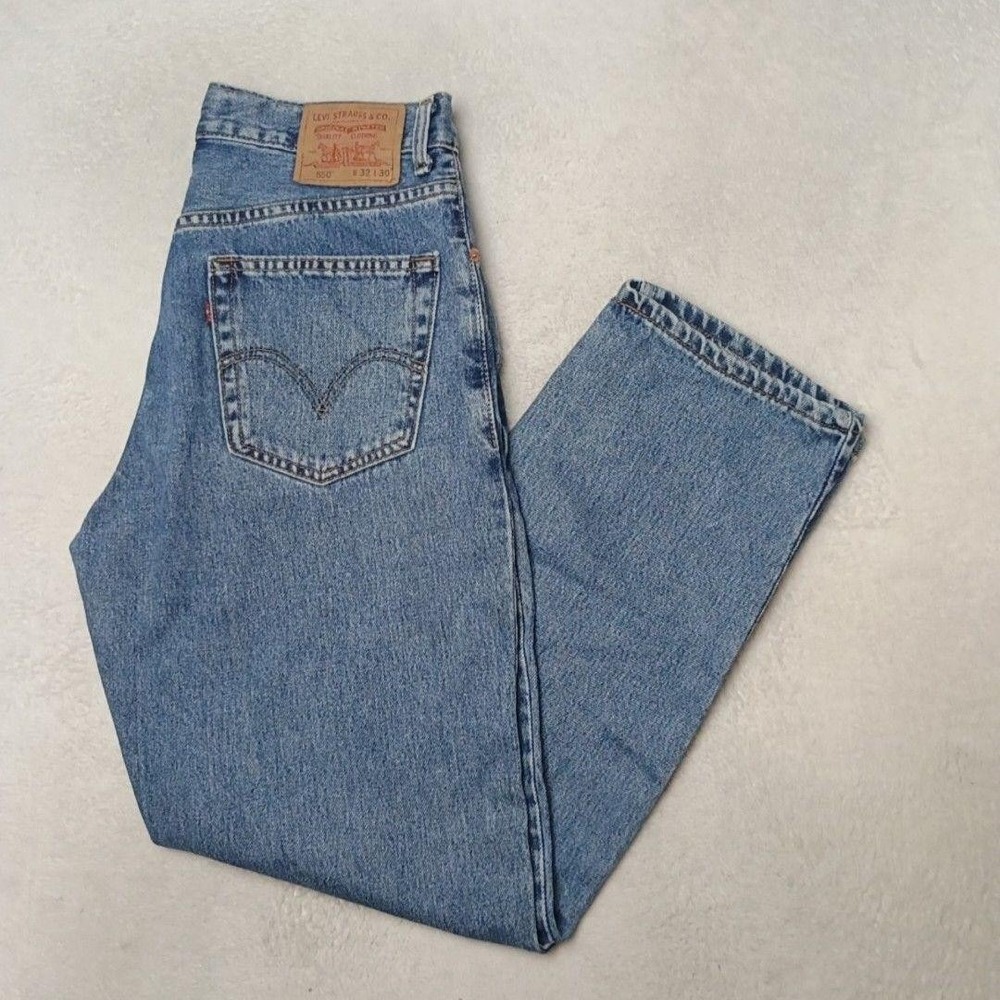 Vintage Levis 550 Jeans Mens 32x30 Blue Y2K Relaxed Tapered Medium 5-Pocket Work
